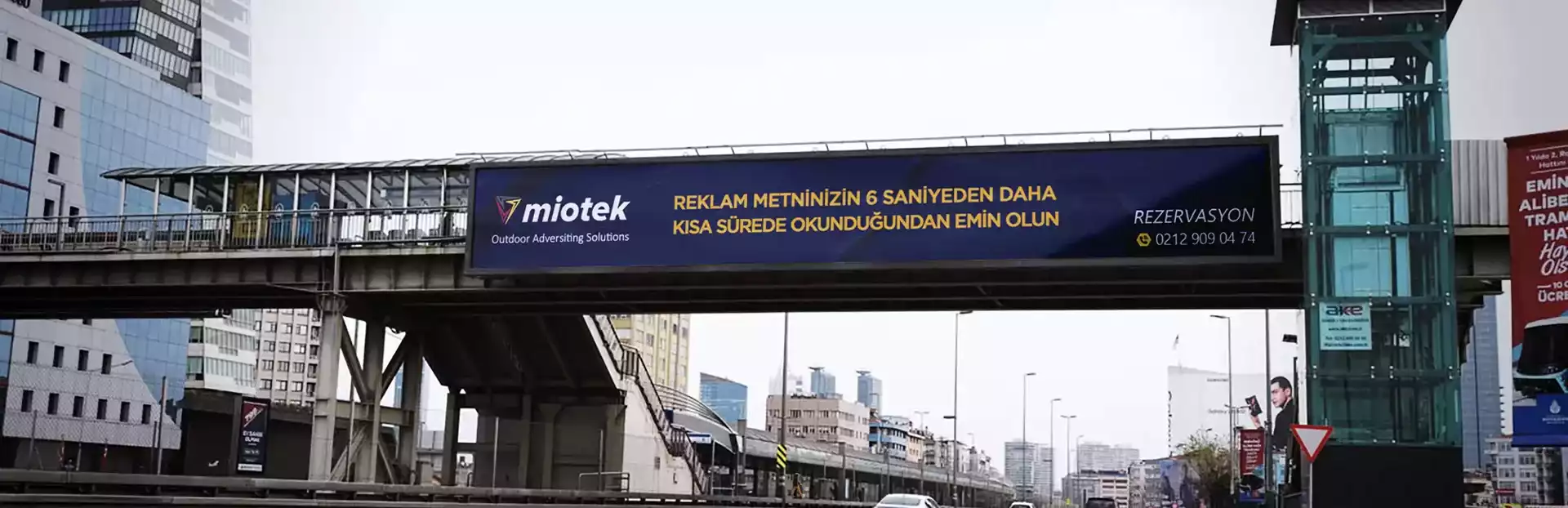 Miotek Media Üst Geçit Reklam Panosu | İstanbul Lokasyonlu Reklam Hizmeti